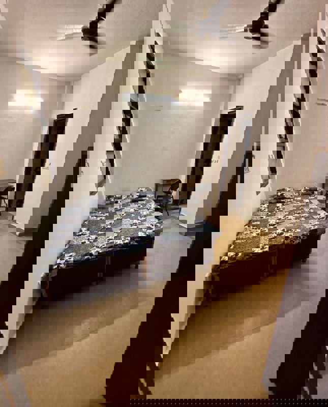 1 RkBuilder Floor For Rent in Saket