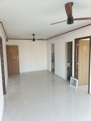 2 BHK Builder Floor For Rent in Bandra East