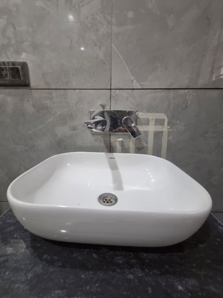 Bathroom, bptp-district-phase-2 3 Bedroom 1800 Sq.Yd. Builder Floor In Sector 84 Faridabad 9720797