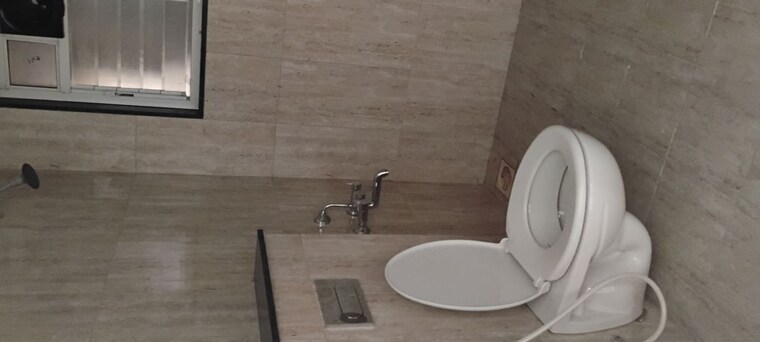 Bathroom, atlanta-heights 2.5 Bedroom 950 Sq.Ft. Apartment In Prabhadevi Mumbai 9720823