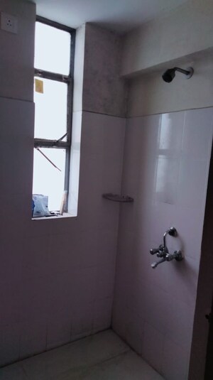 Room in 1 BHK Apartment at Adani Aangan, Sector 89a – for Rent