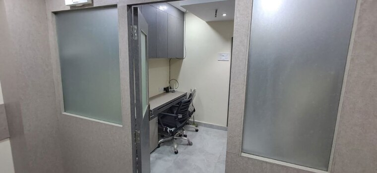 Bathroom, bbd bagh Commercial Office Space 400 Sq.Ft. In Bbd Bagh Kolkata 9720835