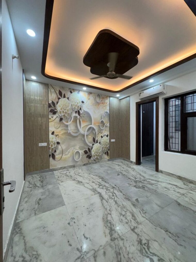 Bedroom, ashoka enclave 4 Bedroom 300 Sq.Ft. Builder Floor In Ashoka Enclave Faridabad 9720864