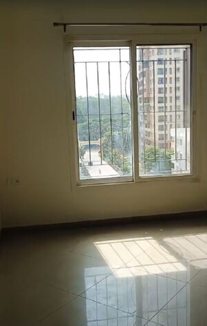 Room in 3 BHK Apartment at Sobha City Mykonos, Thanisandra Main Road – for Rent