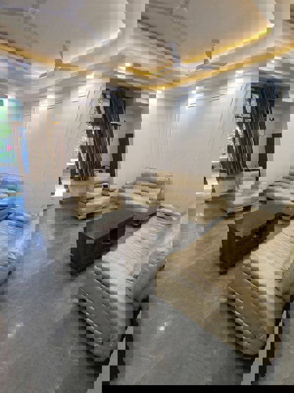 2 BHK Apartment For Rent in Saket