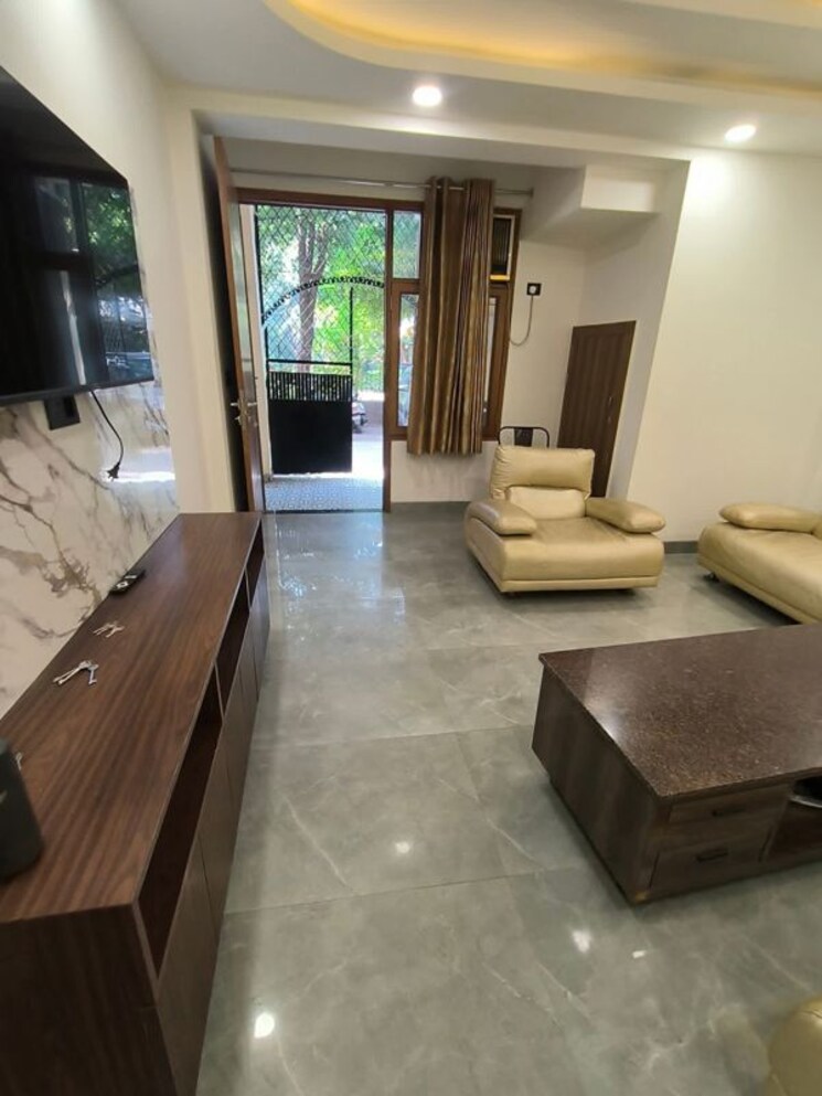Living Room, saket 2 Bedroom 1100 Sq.Ft. Apartment In Saket Delhi 9720897