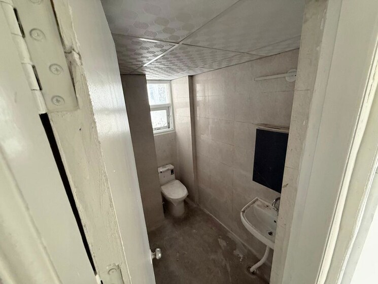 Bathroom, gls-arawali-homes 2 Bedroom 576 Sq.Ft. Apartment In Sohna Sector 4 Gurgaon 9720970