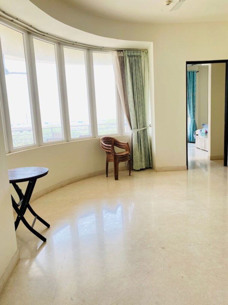 Room, indiabulls-enigma 4 Bedroom 3400 Sq.Ft. Apartment In Sector 110 Gurgaon 9720949