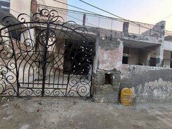 3 BHK + Servant Room Independent House For Sale in Sector 7