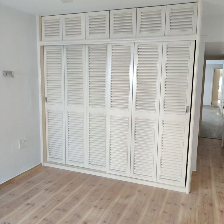 Room, giriraj-apartments 1 Bedroom 650 Sq.Ft. Apartment In Altamount Road Mumbai 9720989