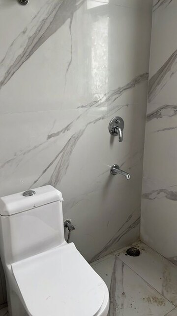 Bathroom in 1 BHK Apartment at Nilgiri Tower Agripada, Agripada – for Rent