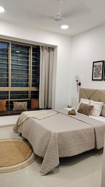 Bedroom in 3 BHK Apartment at Oberoi Realty Woods, Goregaon East – for Rent
