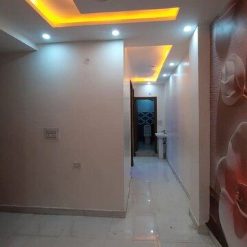 Furnished Amenities in 2 BHK Builder Floor at Uttam Nagar West – for Sale