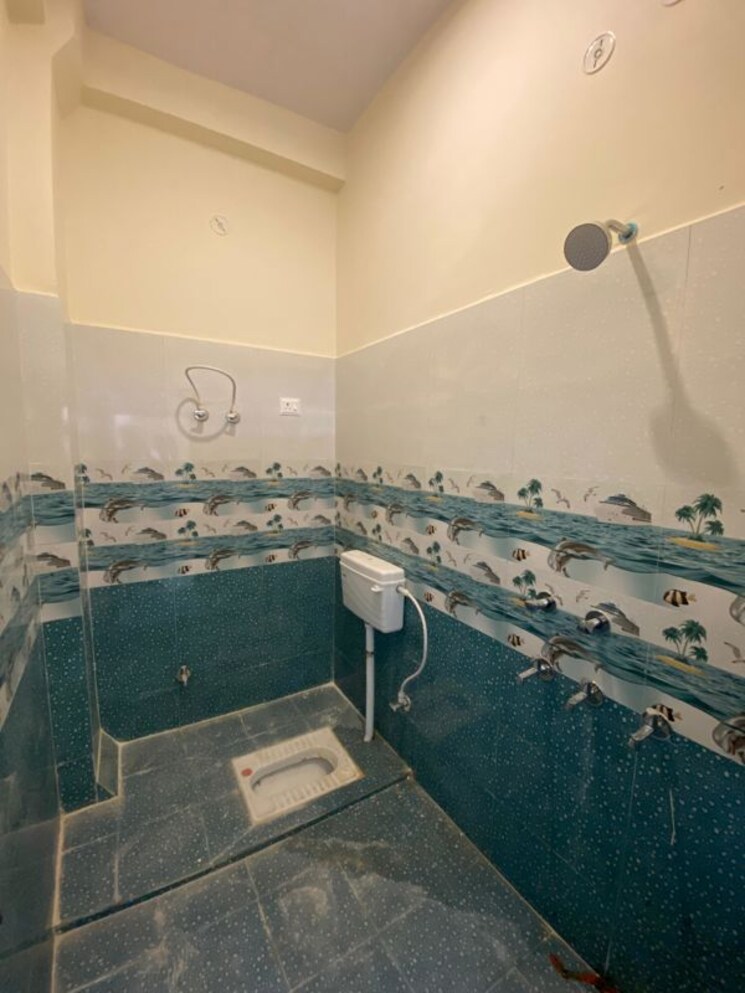 Bathroom, raebareli road 2 Bedroom 600 Sq.Ft. Independent House In Raebareli Road Lucknow 9721178