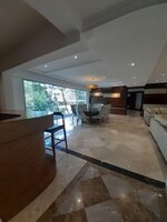 4 BHK + Servant Room,Extra Room 8000 Sq.Ft. Apartment in Cunningham Road