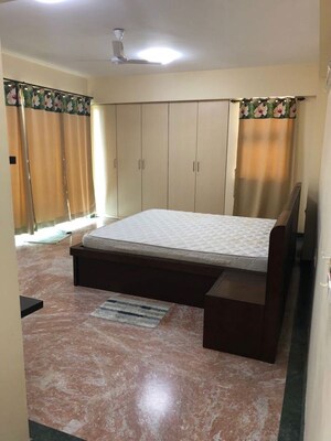 Bedroom in 2 BHK Apartment at Hiranandani Avalon, Powai – for Rent