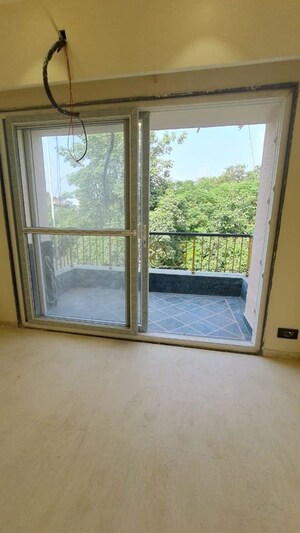 Balcony in 3 BHK Builder Floor at Shivalik Colony – for Sale