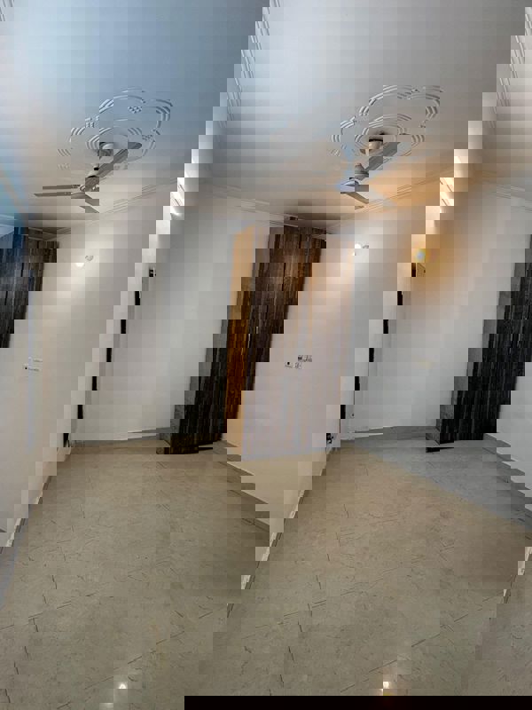 2 BHK + Servant Room Builder Floor For Rent in Malviya Nagar