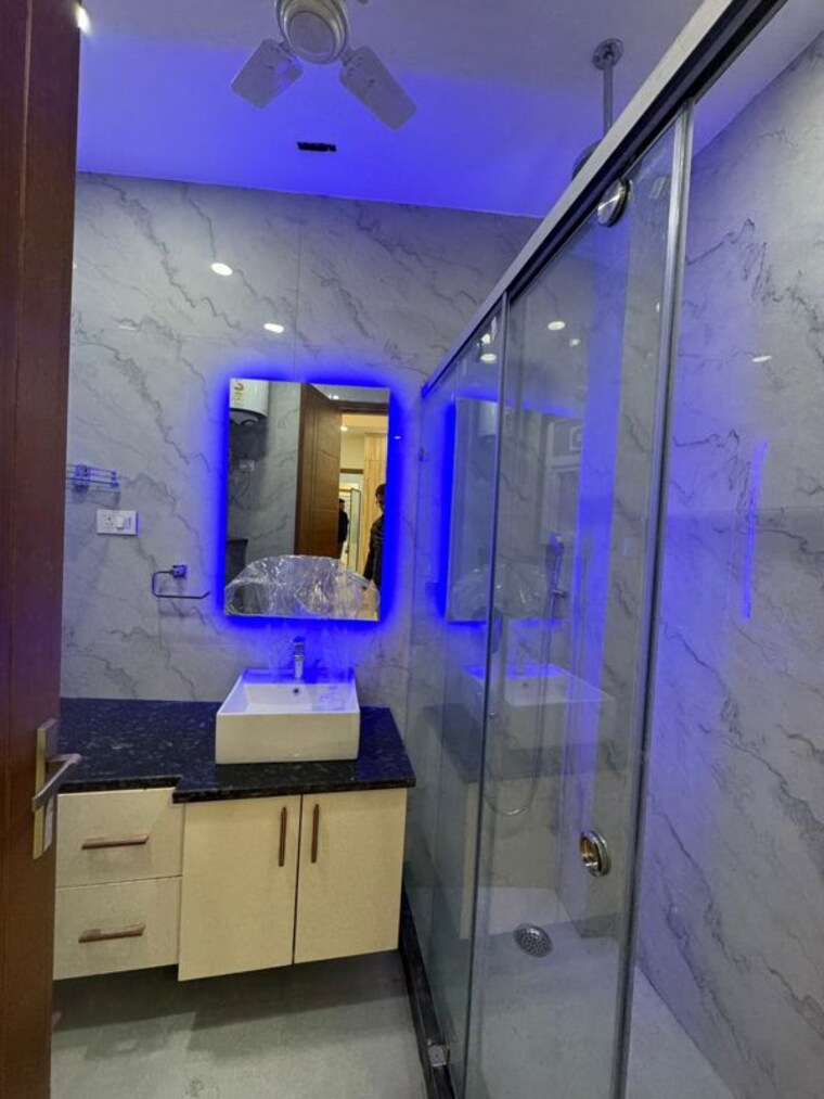 undefined, chittaranjan park 3 Bedroom 1440 Sq.Ft. Builder Floor In Chittaranjan Park Delhi 9721338