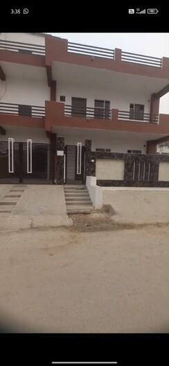 5 BHK + Pooja Room,Extra Room Independent House For Sale in BPTP Parkland