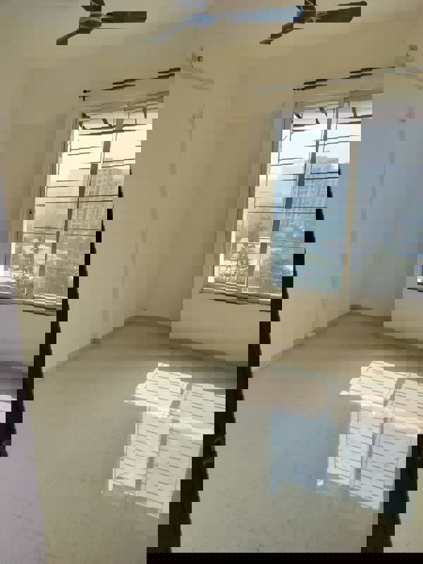 3 BHK + Servant Room 1500 Sq.Ft. Apartment in Blue 27th Avenue