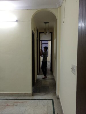 Building Lobby in 2 BHK Builder Floor at Malviya Nagar – for Rent