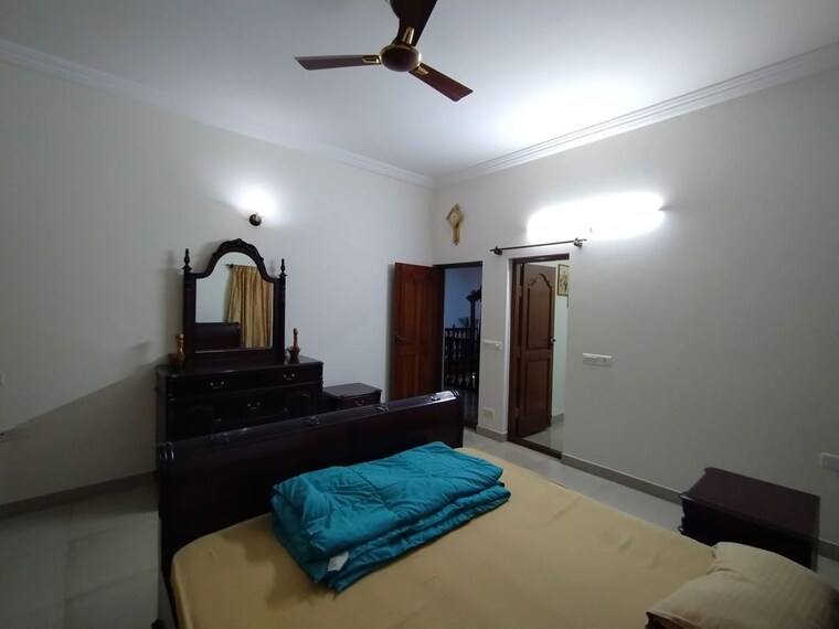 Bedroom, sanjay nagar 4 Bedroom 2500 Sq.Ft. Villa In Sanjay Nagar Bangalore 9721424