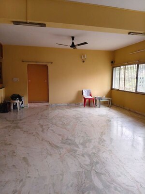 Room in 3 BHK Apartment at Moyenville Manor, Shanthi Nagar – for Rent