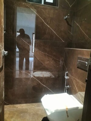 Furnished Amenities in 3 BHK Apartment at Fair Alide Apartment, Cunningham Road – for Rent