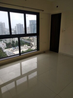 Room in 2 BHK Apartment at The Wadhwa Anmol Fortune, Goregaon West – for Rent