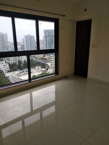 Room in 2 BHK Apartment at The Wadhwa Anmol Fortune, Goregaon West – for Rent