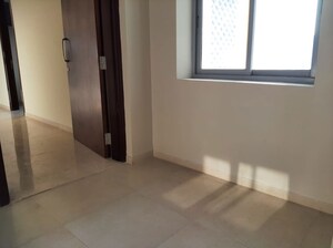 Room in 3 BHK Apartment at Piramal Vaikunth, Balkum Pada – for Sale