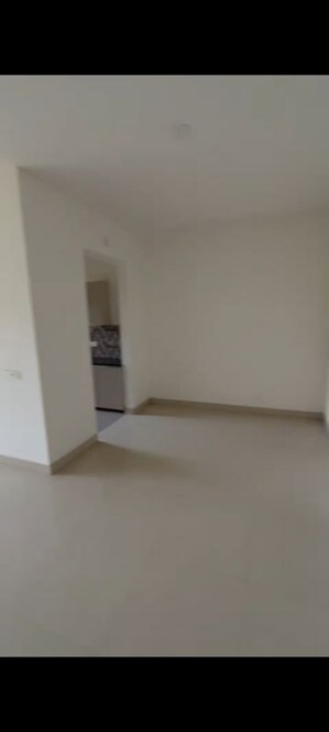 Room in 3 BHK Apartment at Silverglades The Melia, Sohna Sector 35 – for Sale