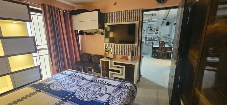Bedroom, pride-world-city-kingsbury 3 Bedroom 1000 Sq.Ft. Apartment In Charholi Budruk Pune 9721581