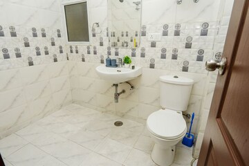 Bathroom in 3 BHK Apartment at Exotica Dreamville, Sector 16c Greater Noida – for Sale