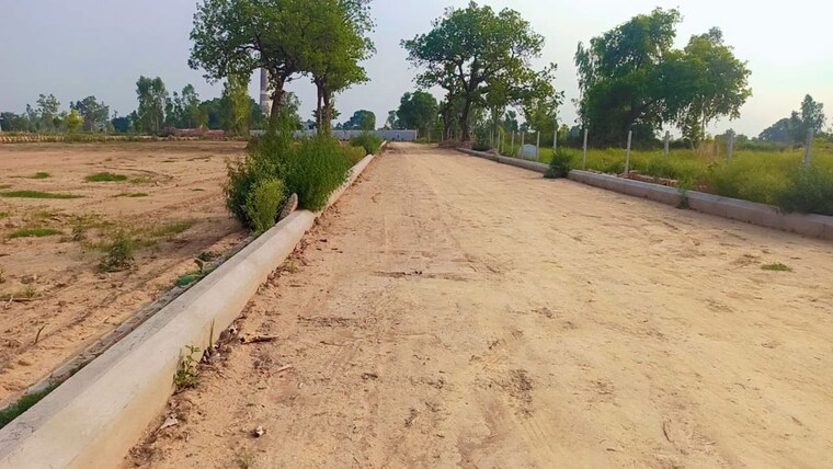 undefined, sultanpur road  3500 Sq.Ft. Plot In Sultanpur Road Lucknow 9721601