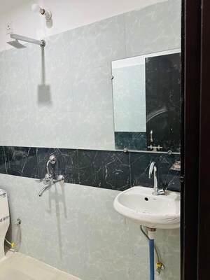 Team Area in 1 RK Builder Floor at DLF City Phase III, Sector 24 – for Rent