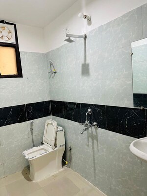 Team Area in 1 RK Builder Floor at DLF City Phase III, Sector 24 – for Rent