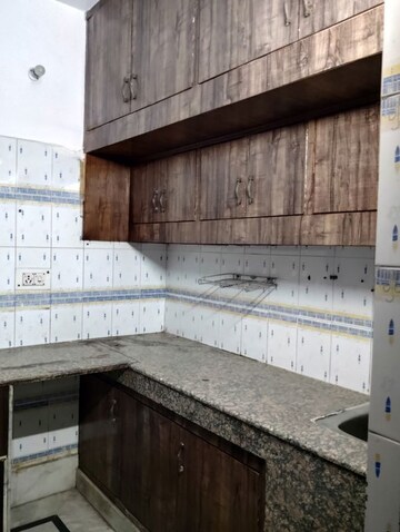 Kitchen in 1.5 BHK Builder Floor at Sector 19 – for Rent