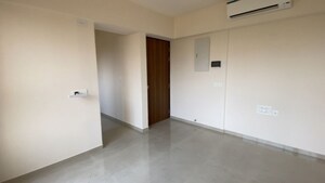 Room in 2 BHK Apartment at Piramal Vaikunth, Balkum Pada – for Sale
