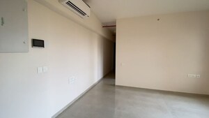 Room in 2 BHK Apartment at Piramal Vaikunth, Balkum Pada – for Sale