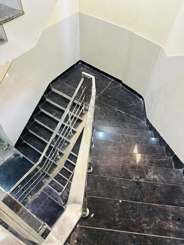 Staircase in 1 RK Builder Floor at DLF City Phase III, Sector 24 – for Rent