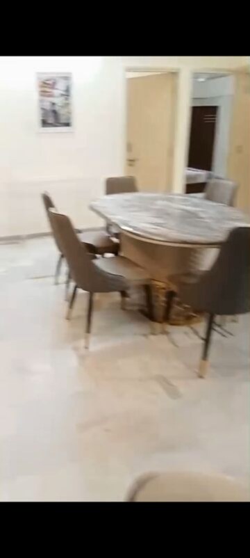 Team Area in 3 BHK Apartment at Bodakdev – for Rent