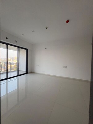 Room in 3 BHK Apartment at Krishna Lotus Court, Kharadi – for Rent