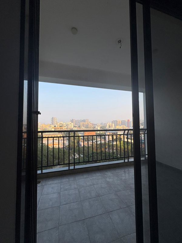 3 BHK 1009 Sq.Ft. Apartment in Krishna Lotus Court