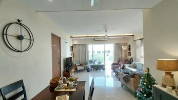 Team Area in 3 BHK Apartment at Diamond Garden, Chembur – for Rent