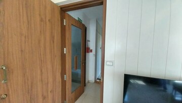 Room in 3 BHK Apartment at Diamond Garden, Chembur – for Rent
