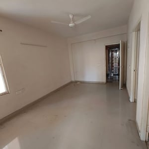 Room in 2 BHK Apartment at Shree Vardhman Green Court, Sector 90 – for Sale