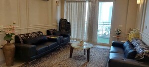 Living Room in 4 BHK Apartment at Gomti Nagar – for Rent