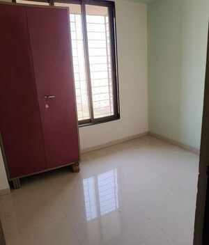 Room in 1 BHK Apartment at Green Square, Kasarvadavali – for Rent